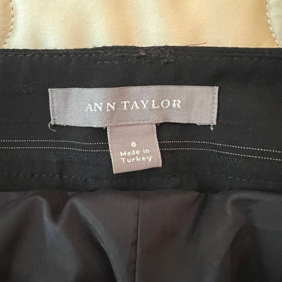 Ann Taylor Wool Slacks Size 6 - Picture 7 of 9